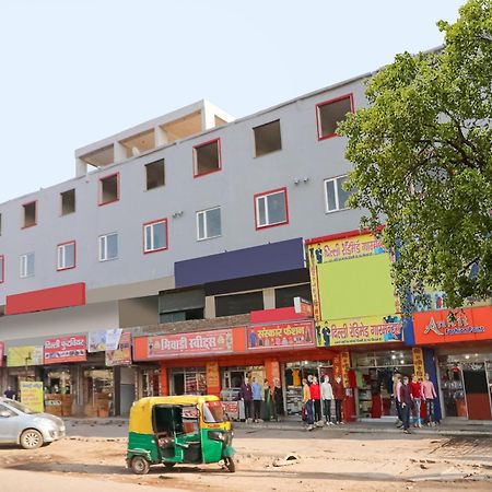 Townhall Bhiwadi Eksteriør billede