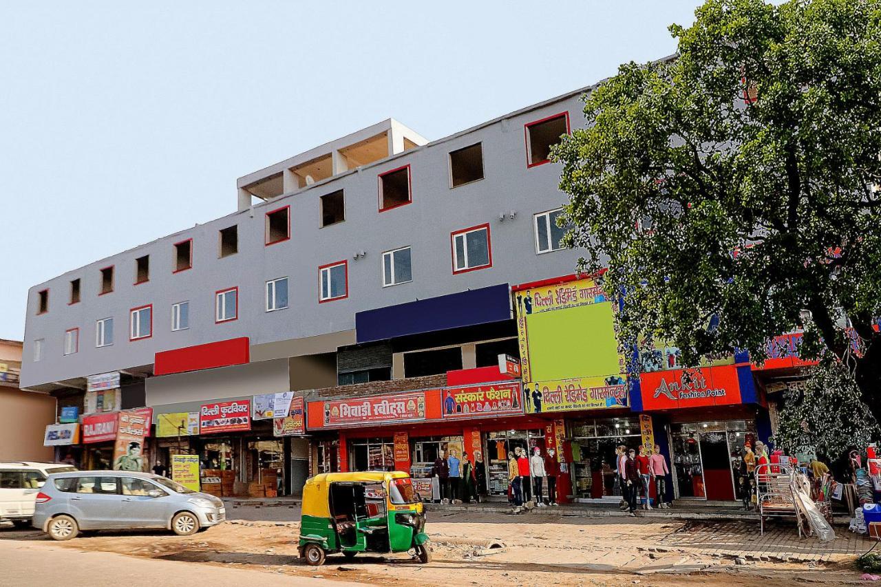 Townhall Bhiwadi Eksteriør billede