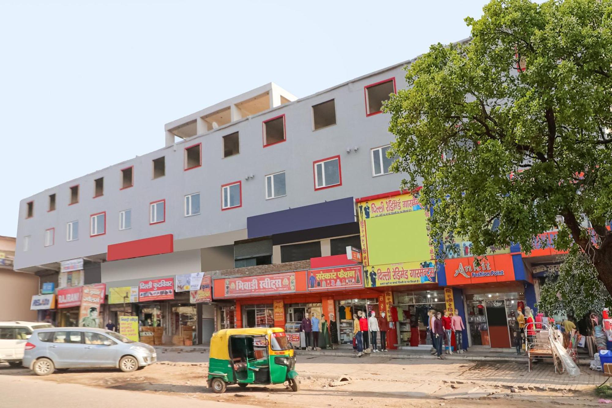 Townhall Bhiwadi Eksteriør billede